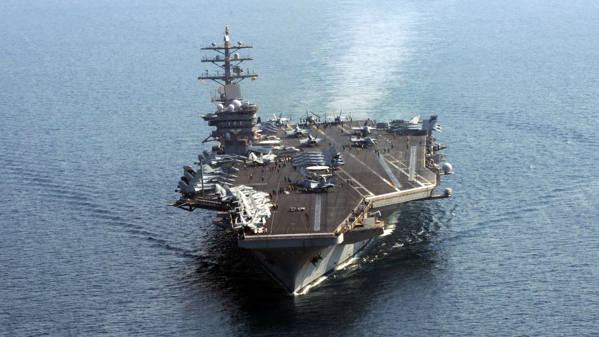 芝加哥熊队在选秀中选中顶级四分卫，芝加哥熊队厉害吗