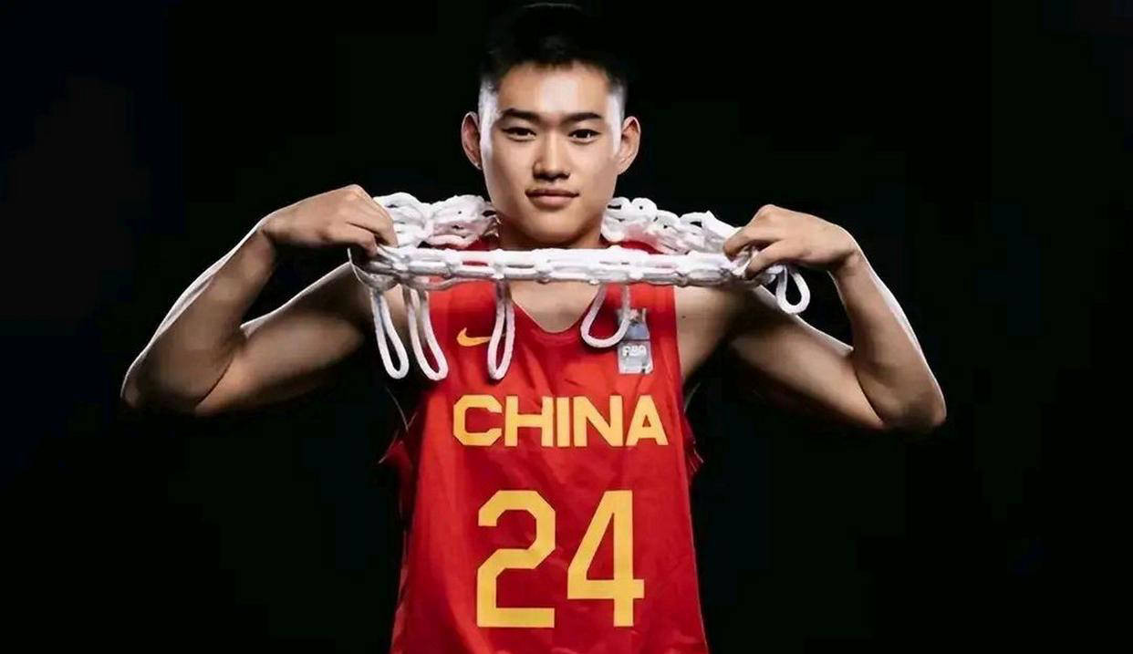 B体育官网：中国篮球青训营成果初显，年轻球员潜力无限的简单介绍