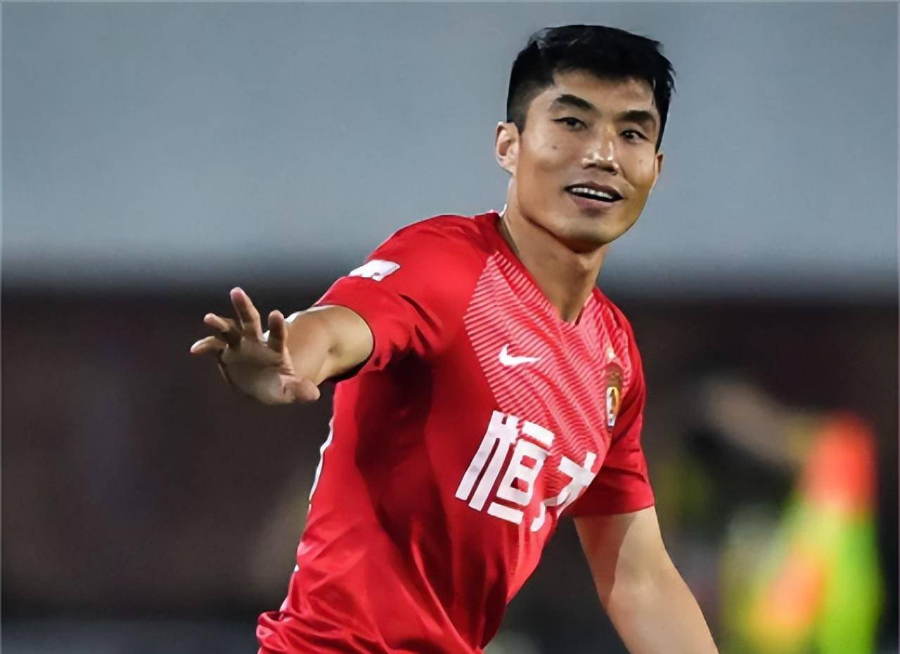 B体育APP:郑智:表示将继续为中国足球青训事业贡献力量的简单介绍 B体育APP:郑智:表示将继续为中国足球青训事业贡献力量的简单介绍