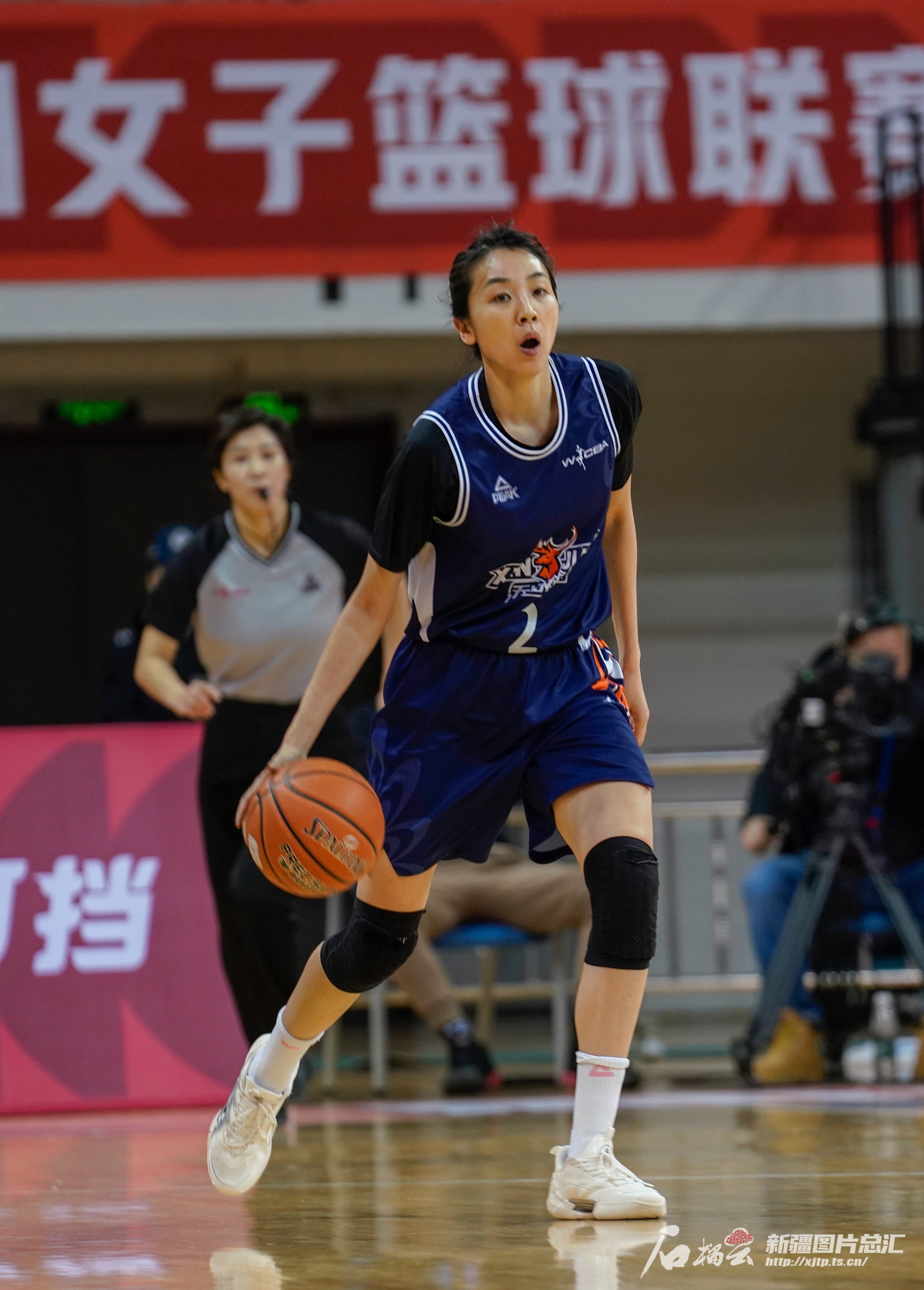 包含B体育官网：中国女篮征战国际赛场，展现巾帼风采的词条