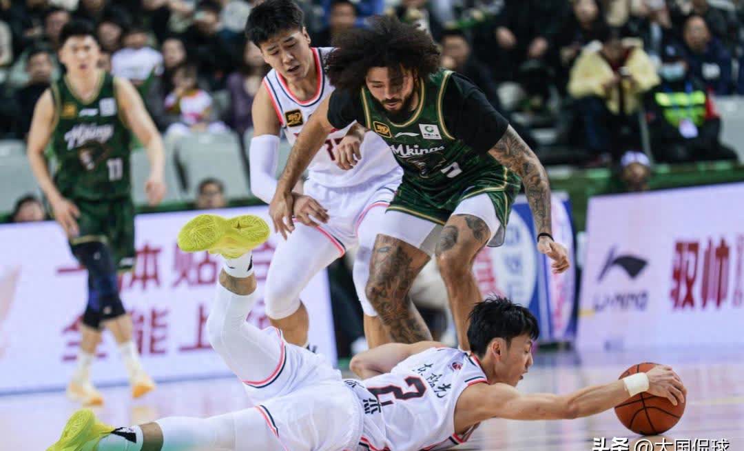 包含B体育官网：CBA季后赛：战术分析，谁能笑到最后？的词条