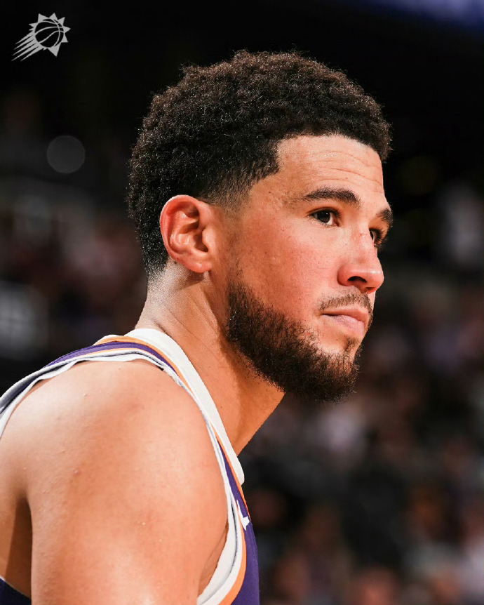 b体育在线平台-布克：太阳的得分王